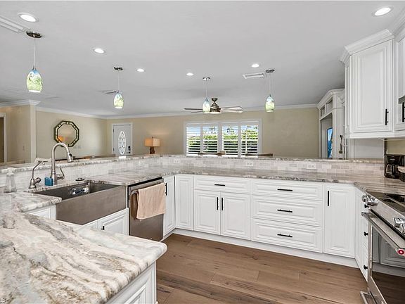 3rd image of 535 Prather DR