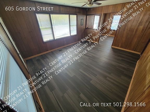 4th image of 605 Gordon St