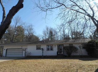 910 7th St, Port Edwards, WI 54469