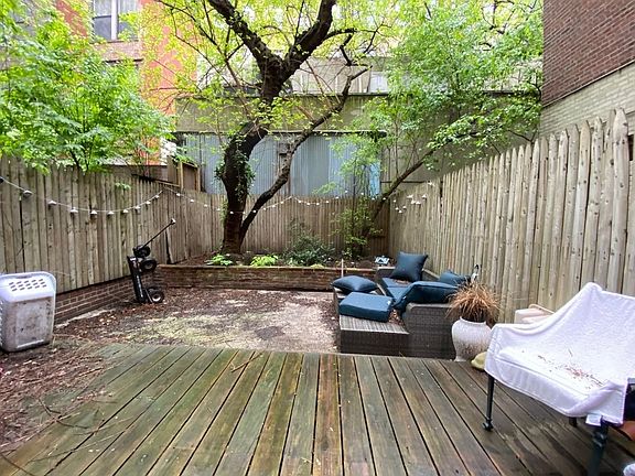 2nd image of 138 W 73rd St