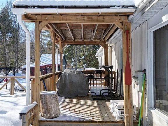 3rd image of 19 High Bush Rd