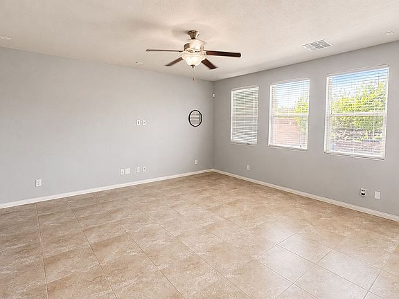 4th image of 4727 High Anchor St
