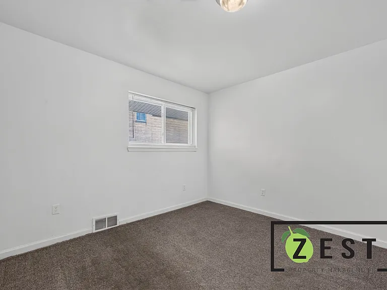 16217 Greenfield — Photo 13