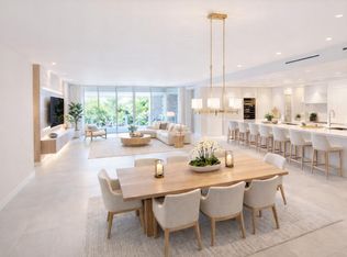 220 SE Mizner Blvd #305, Boca Raton, FL 33432