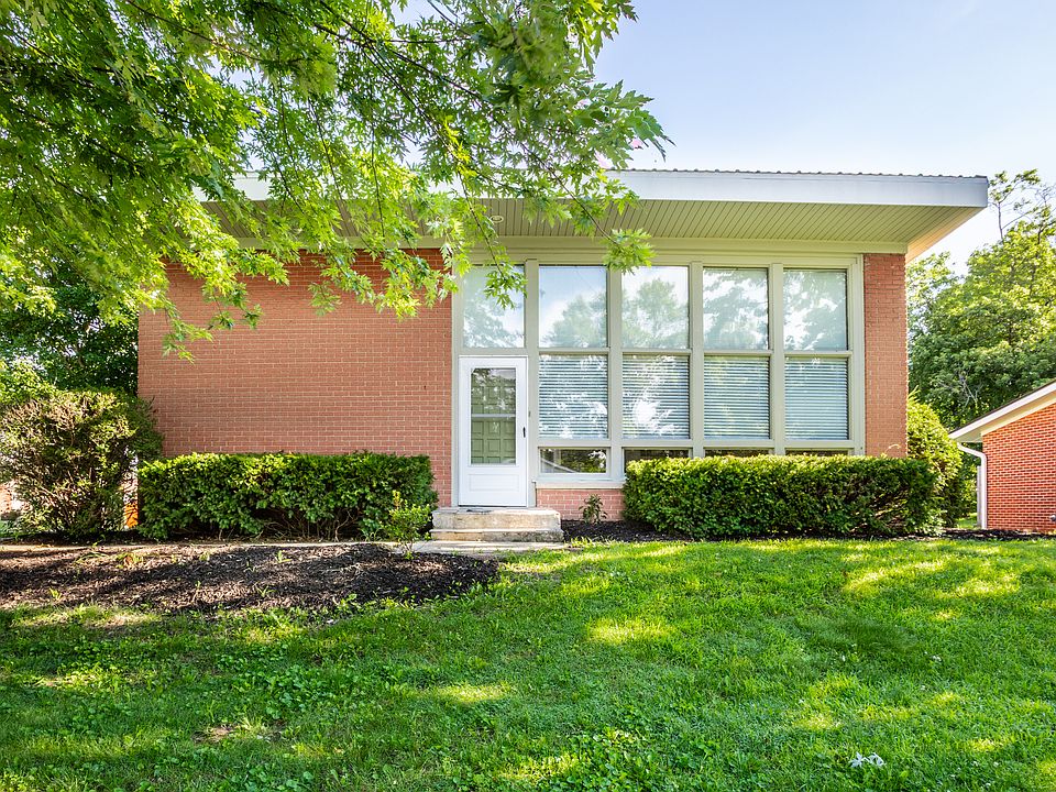 1st image of 307 W Roosevelt Dr