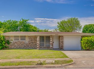 914 Piedmont Dr, Garland, TX 75040