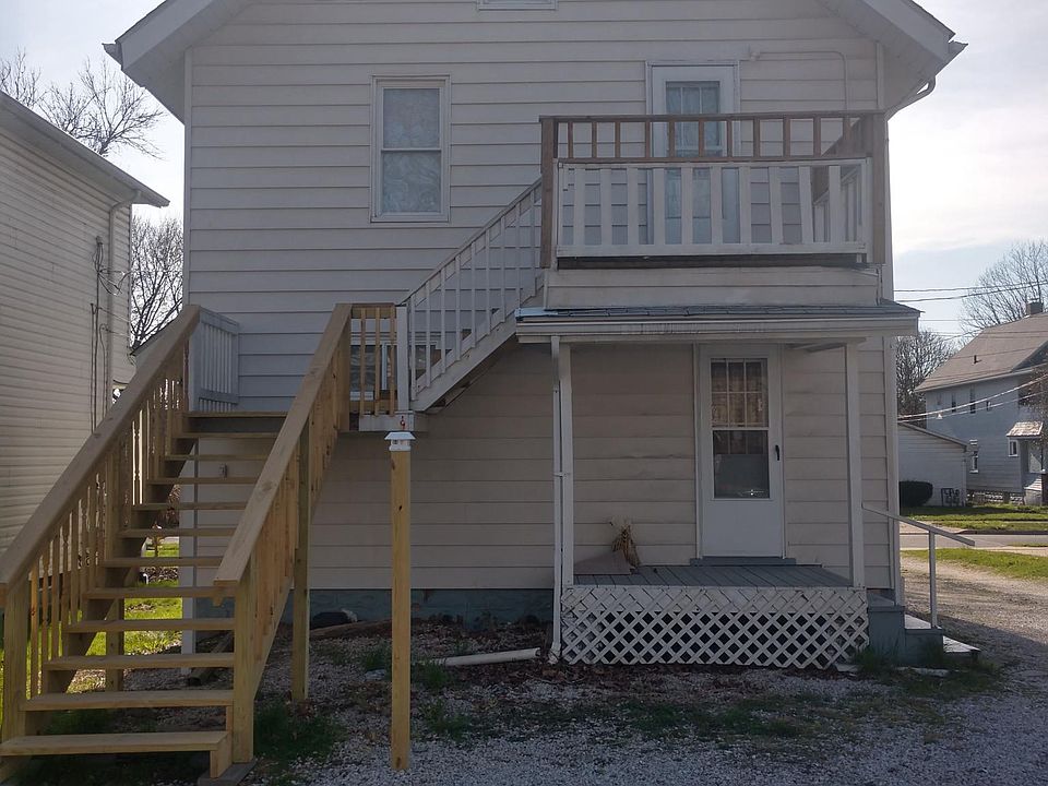 Entrance to upper unit