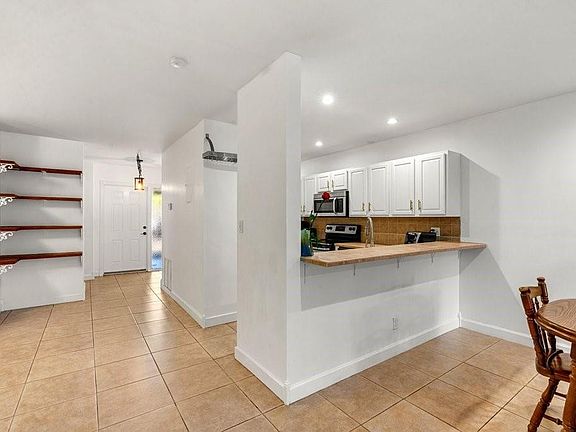 5th image of 1178 N University Drive #1178