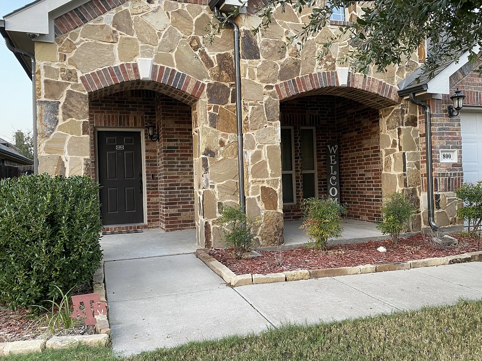 3 bed, 1847 sqft, $2,100 — Photo 3