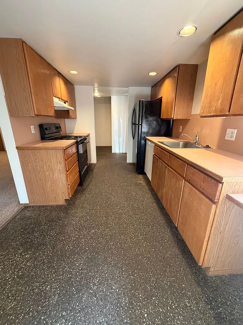 Northwood Townhouses, LLC — Photo 3