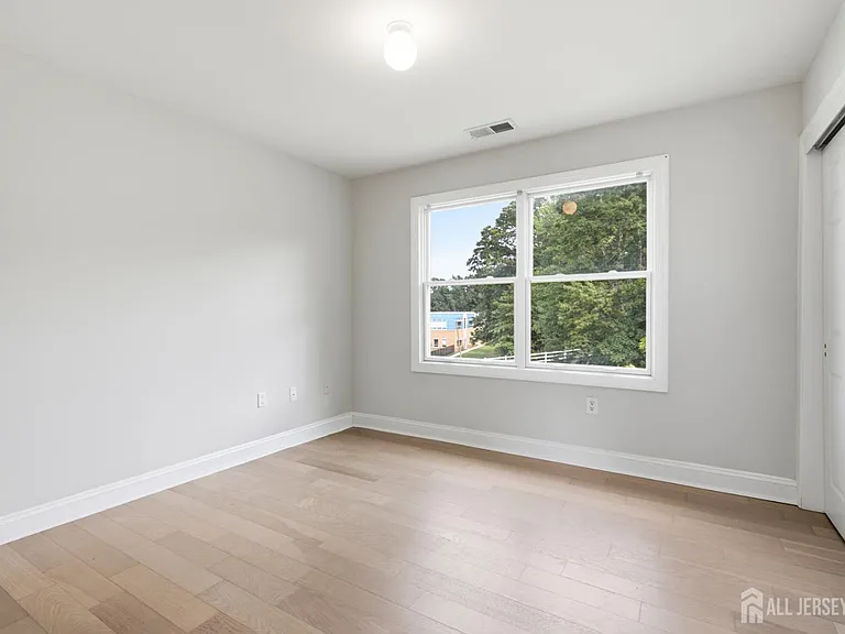 33 Melbloum Ln — Photo 19