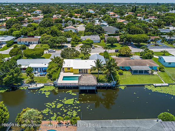 2nd image of 1140 Lake Clarke Dr