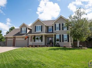 3744 SW Herefordshire Rd, Topeka, KS 66610