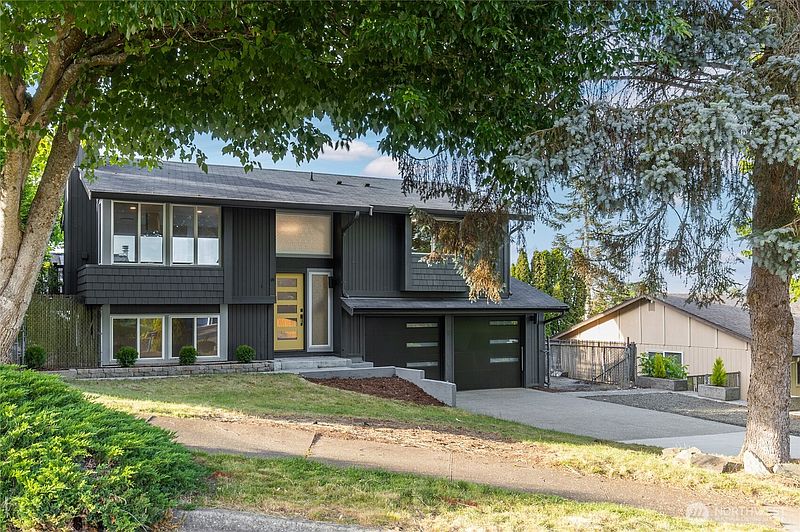 3rd image of 6125 N 41st Street