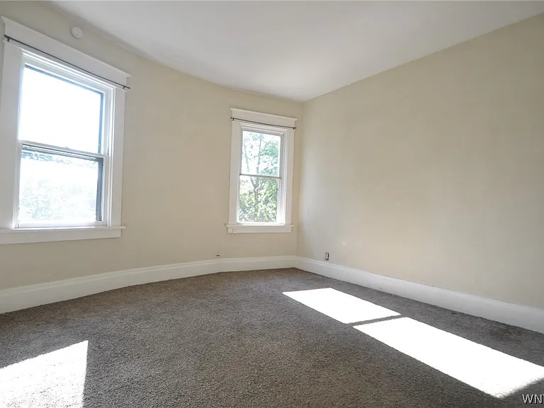 9 Wellington Rd — Photo 22