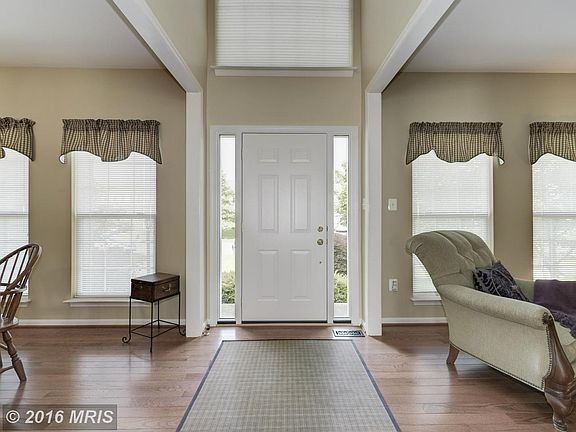 3rd image of 20576 Breezyhill Dr