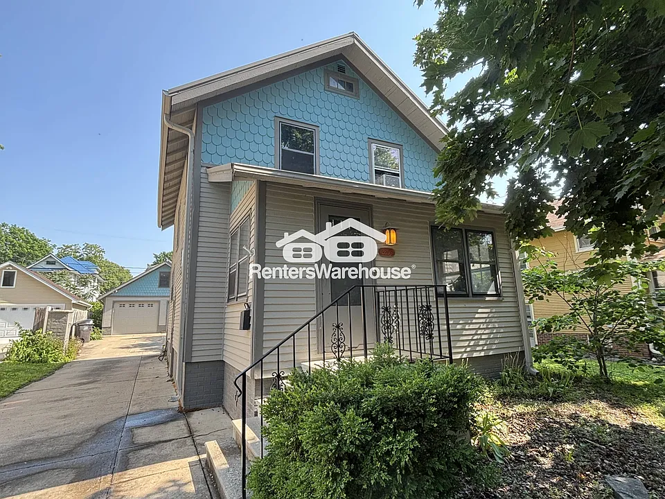 2805 Kingman Blvd