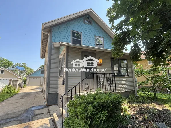 2805 Kingman Blvd, Des Moines, IA 50311
