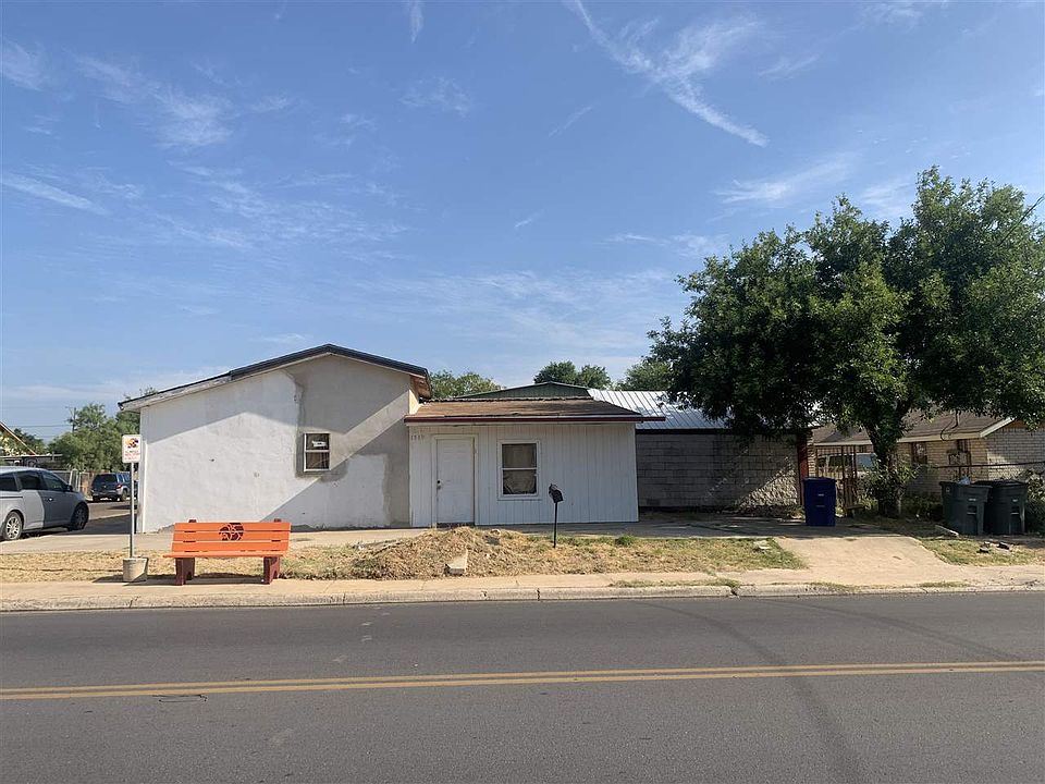 1st image of 1319 E Bustamante St