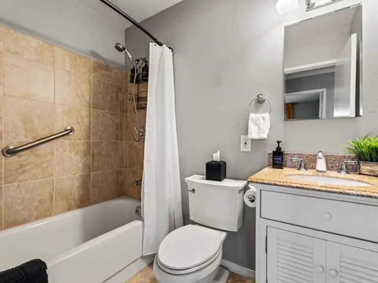 Lado De Loma Dr — Photo 12