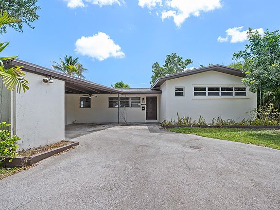 2nd image of 1308 SW 9th Avenue