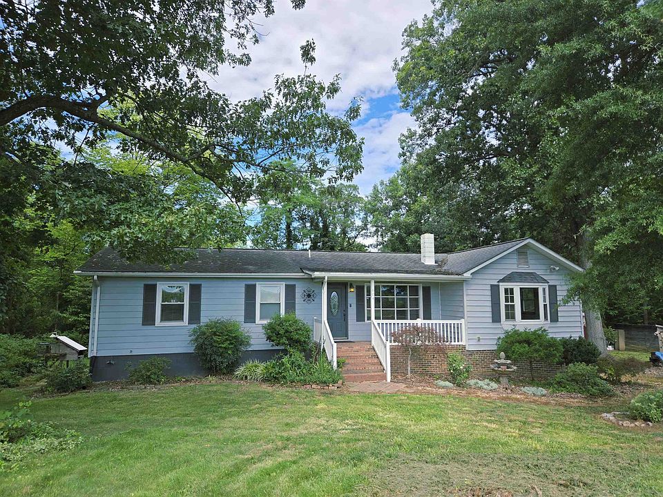 1st image of 604 Oak Leaf Rd