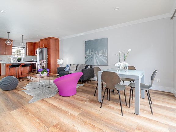 2nd image of 301 Oak Ave #301D