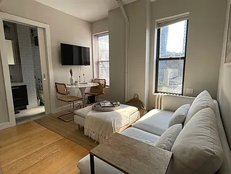 Rented by Nolita Group