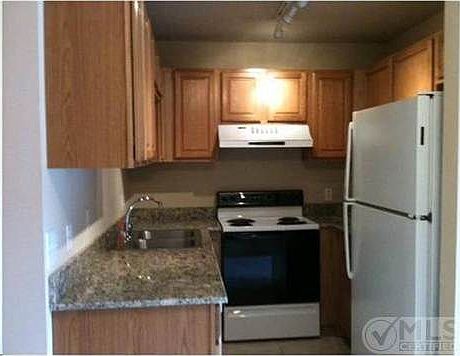 2nd image of 467 Glenwood Dr