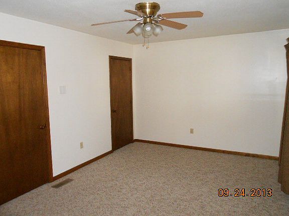 4th image of 22 Seltzer Ave