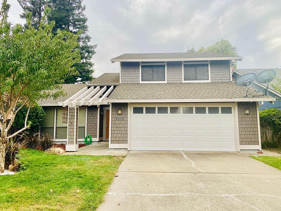 1st image of 9972 Stirling Park Dr