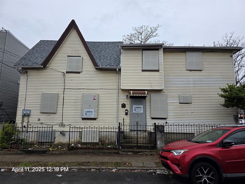 1st image of 11110 153rd Street