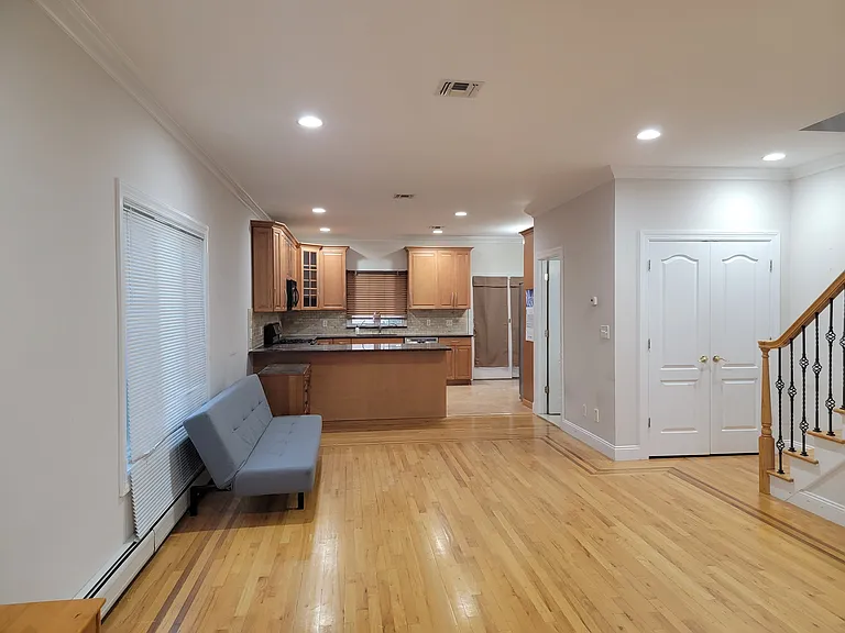 50A E Edsall Ave — Photo 17