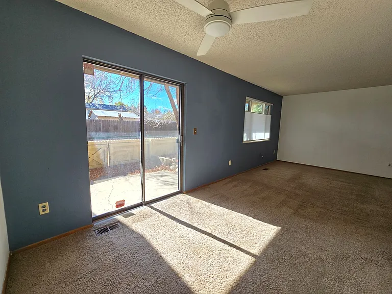 1150 Bacchus Dr #B — Photo 8