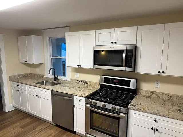 3 bed, 1500 sqft, $2,550 — Photo 3