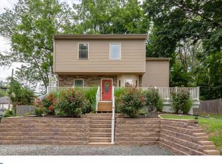 716 Bristol Rd, Feasterville Trevose, PA 19053