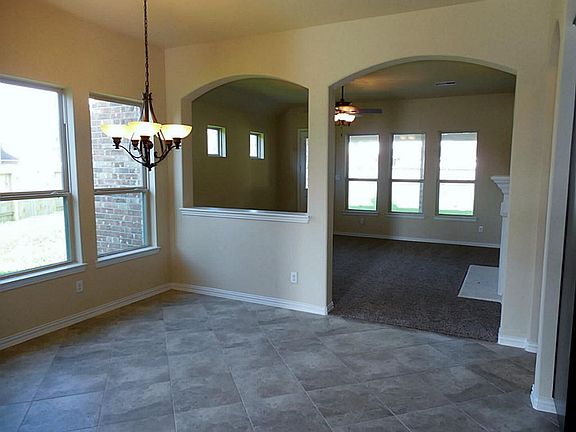 5th image of 6118 Garden Lakes Ln