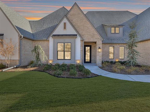 3rd image of 9508 Quail Hollow Way