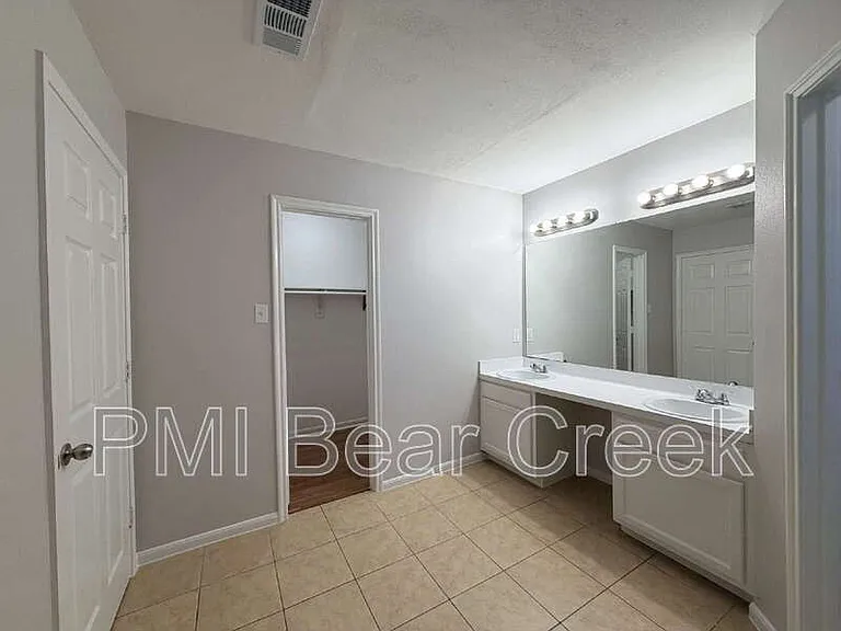 6407 Waldron Dr #A — Photo 10