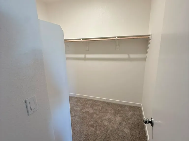 418 Meyers Ln — Photo 6