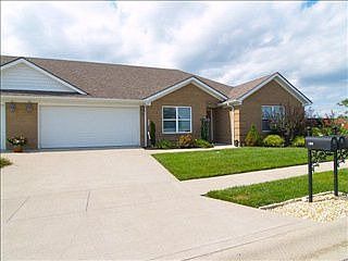 1st image of 100 Battlefield Cir #B