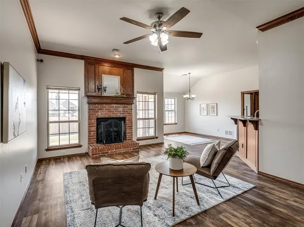 2612 SE 97th St, Moore, OK 73160