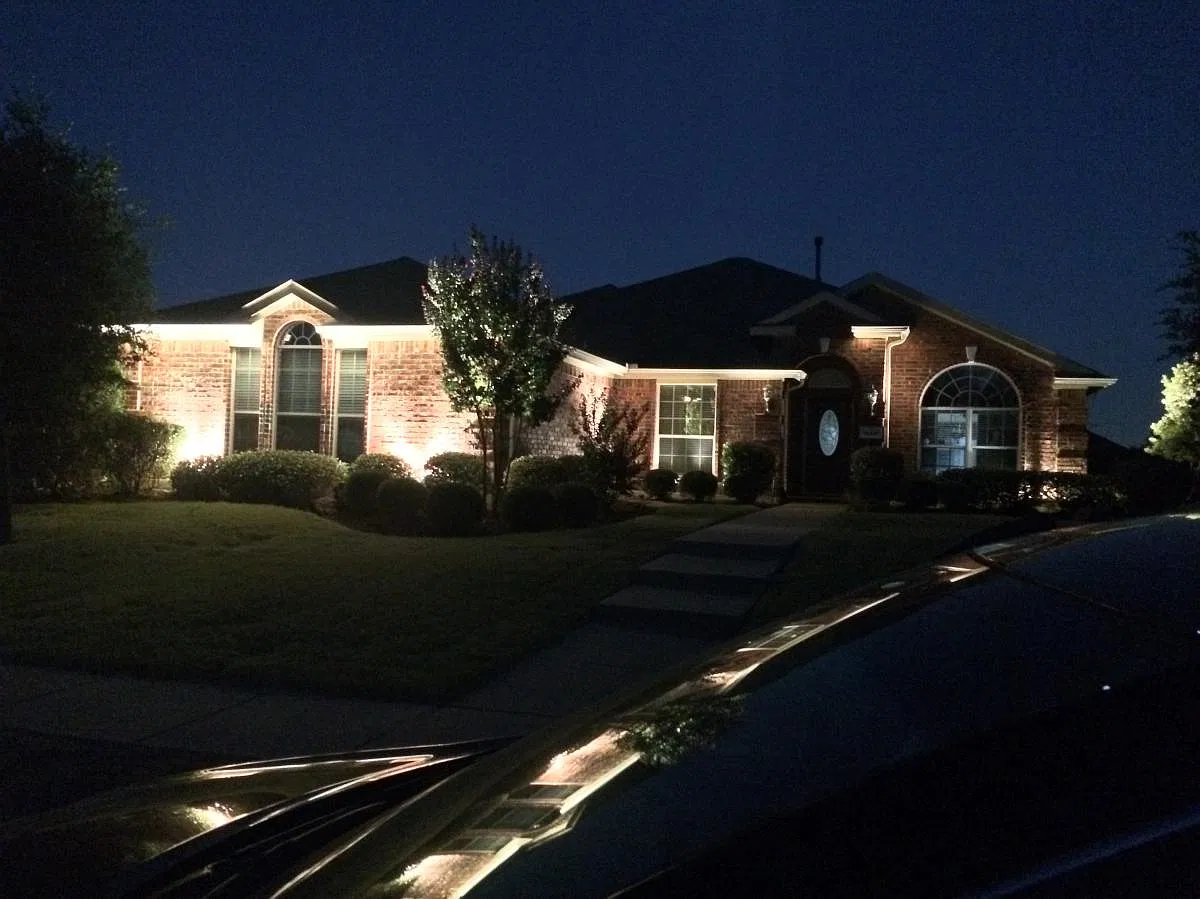 4 bed, 2065 sqft, $2,600 — Photo 2