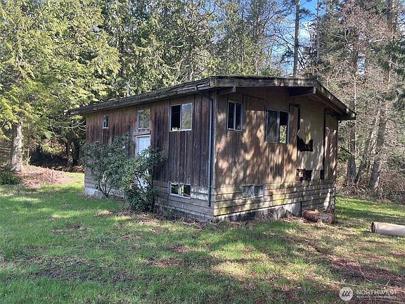 5th image of 33247 Eglon Road NE