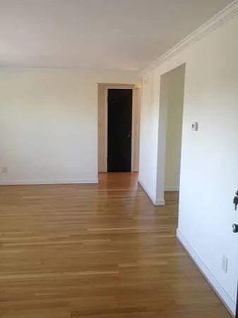 454 Bernhardt Dr #6 — Photo 3
