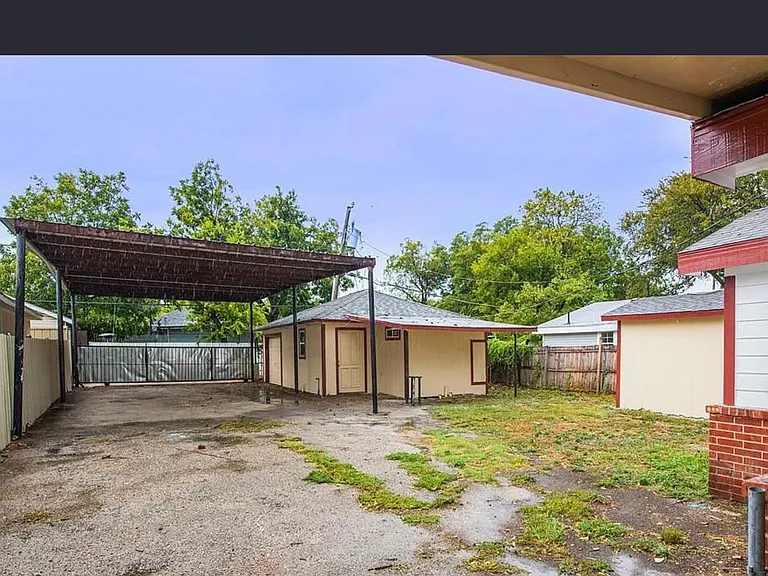 1115 S Waverly Dr — Photo 10