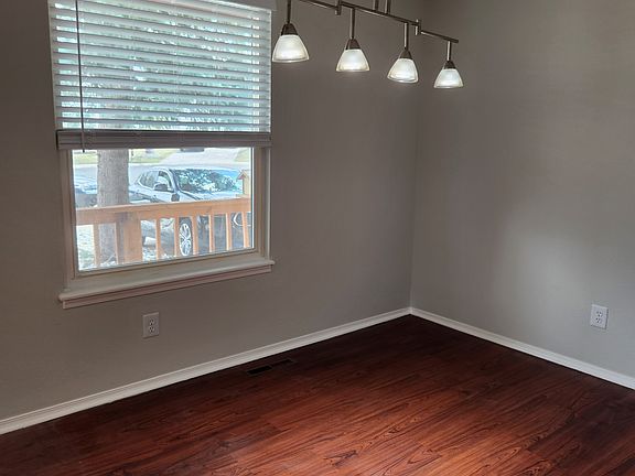 4th image of 5109 S Waco Ct