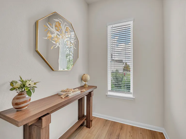 Torrita Dr — Photo 30