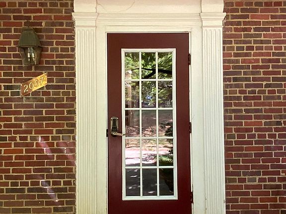 2nd image of 2007 Key Blvd APT 586