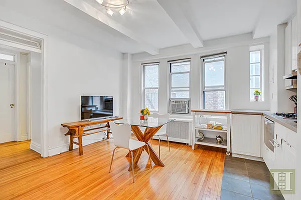 Sold by Halstead Real Estate | media 2